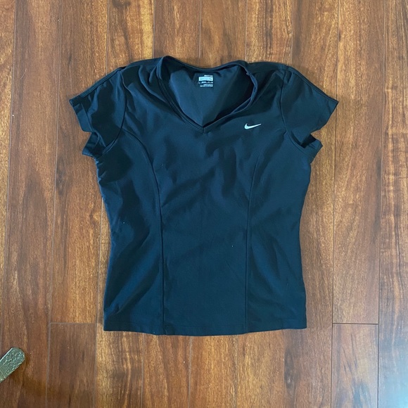 Nike black athletic tee - Picture 1 of 3